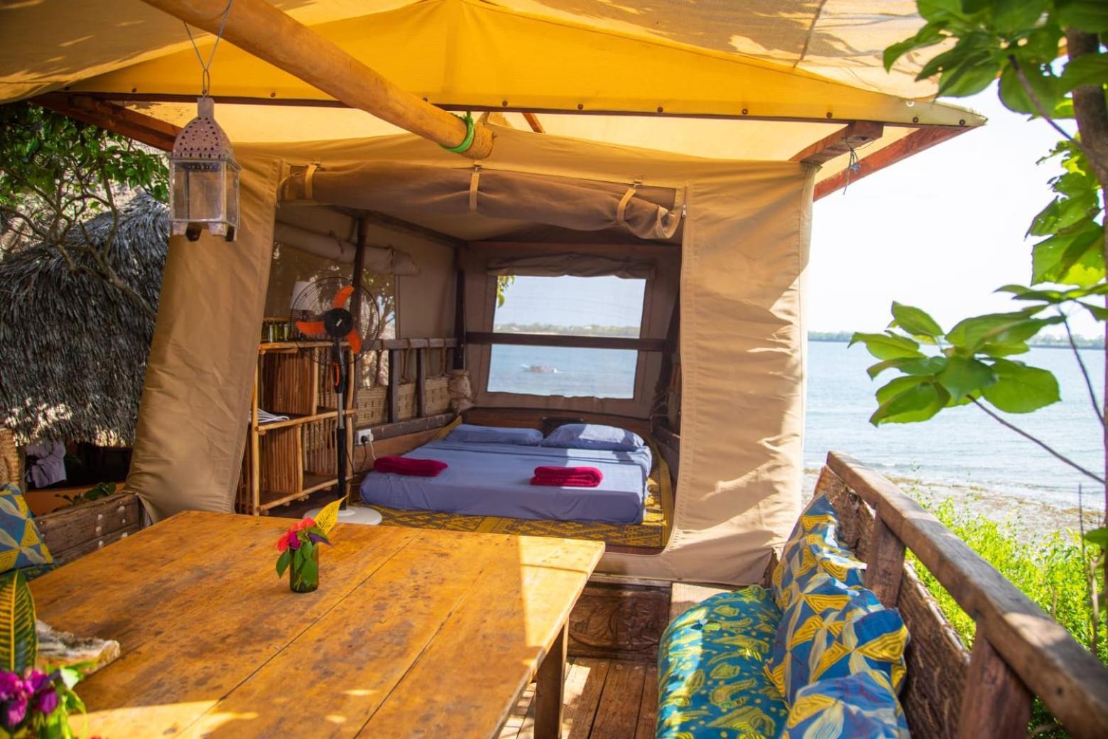 Villa Firefly Eco Retreat Shimoni Esterno foto